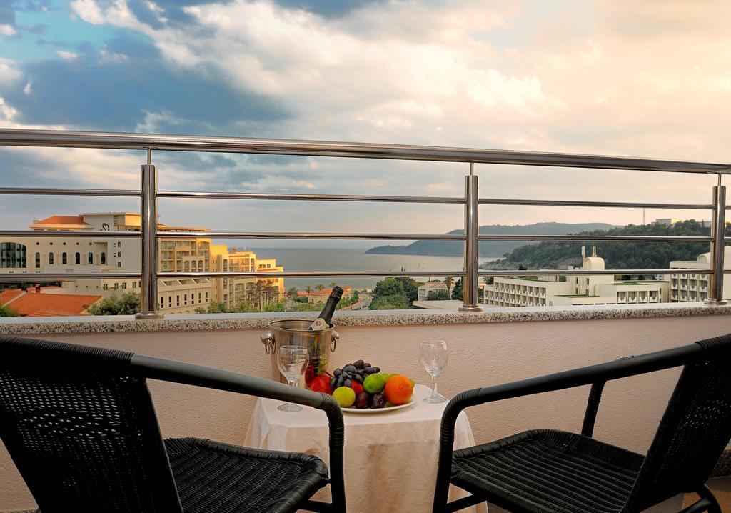 Hotel Dolcevita Budva Exterior foto